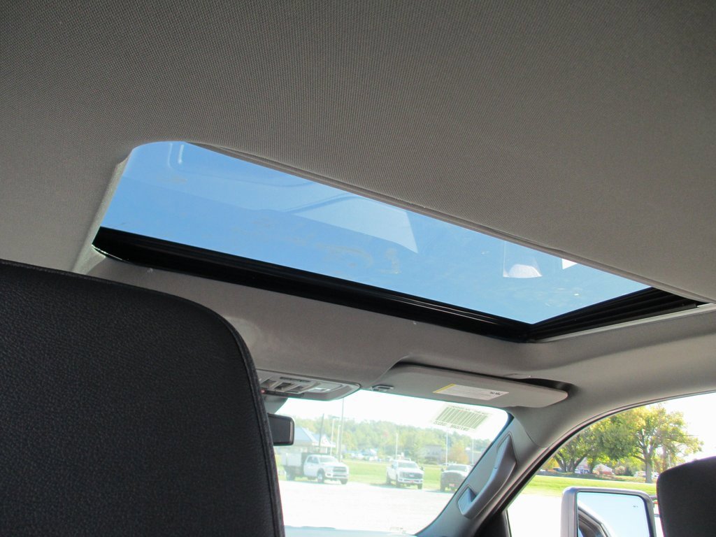 New 2026 GMC Sierra 2500 SLT w/ SLT Premium Package image 15