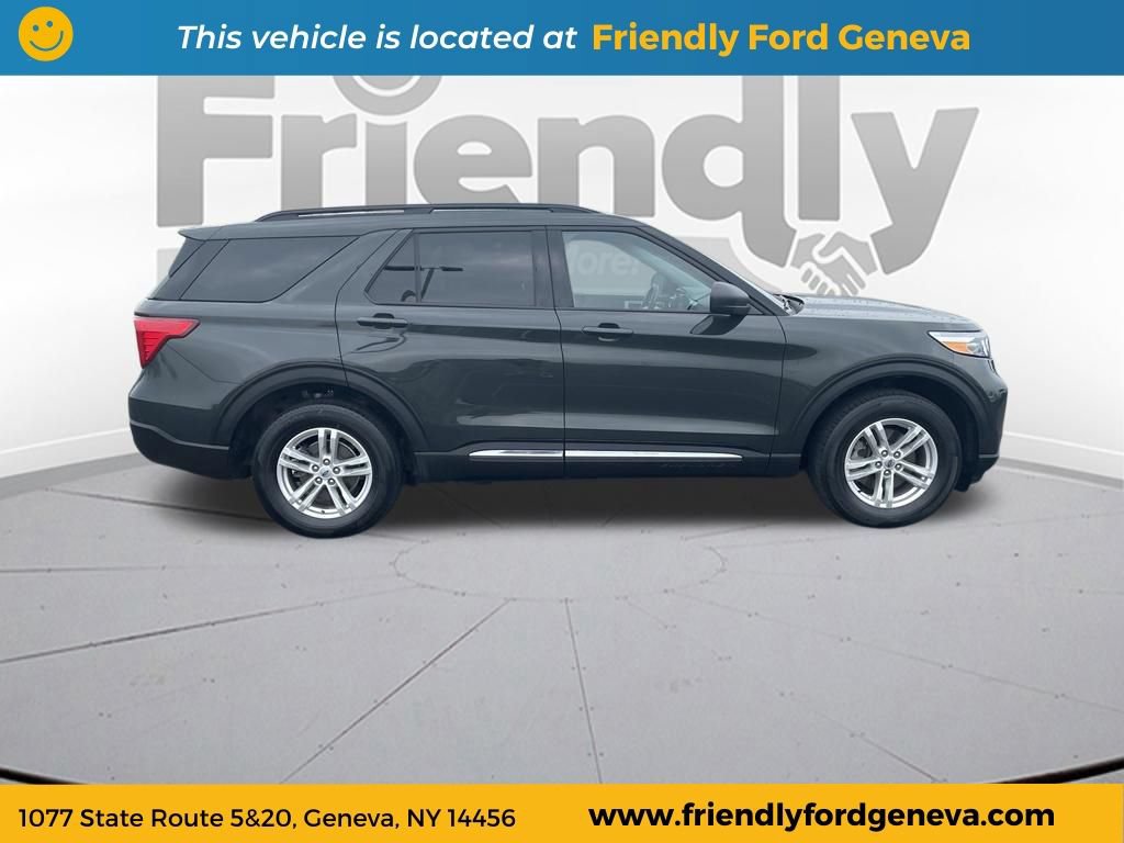 Used 2023 Ford Explorer XLT w/ Equipment Group 202A AWD/4WD image 4