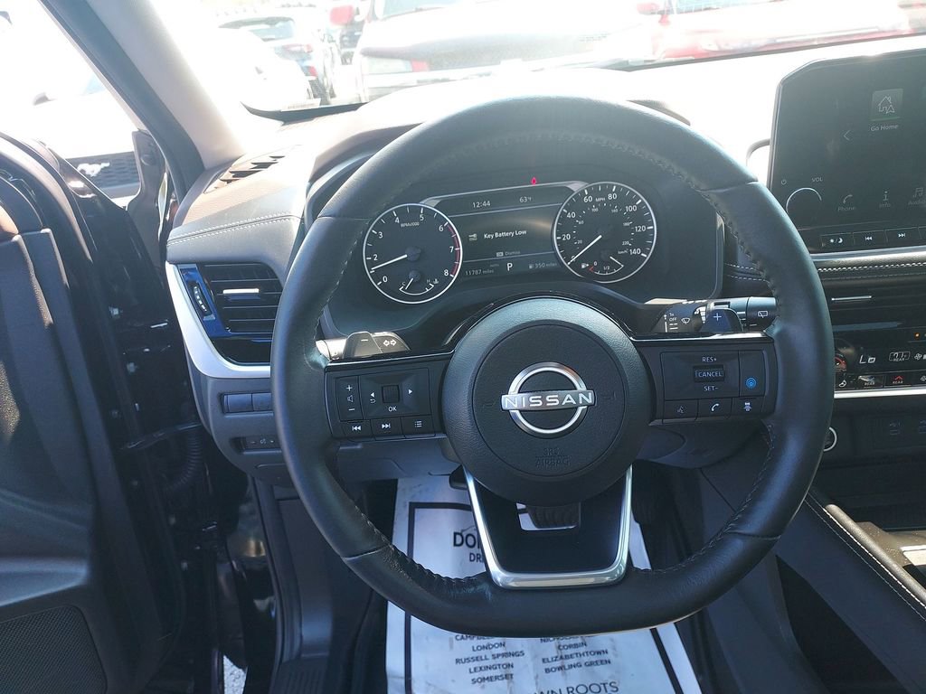 Used 2023 Nissan Rogue SL w/ SL Premium Package image 20