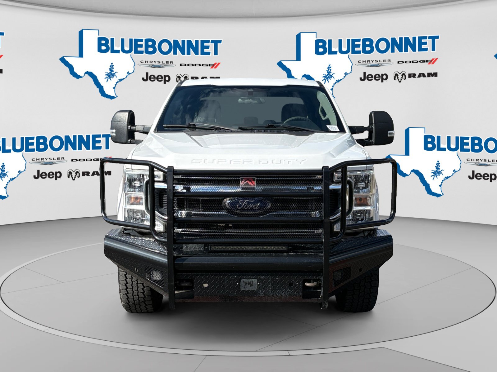 Used 2021 Ford F250 XLT AWD/4WD image 2