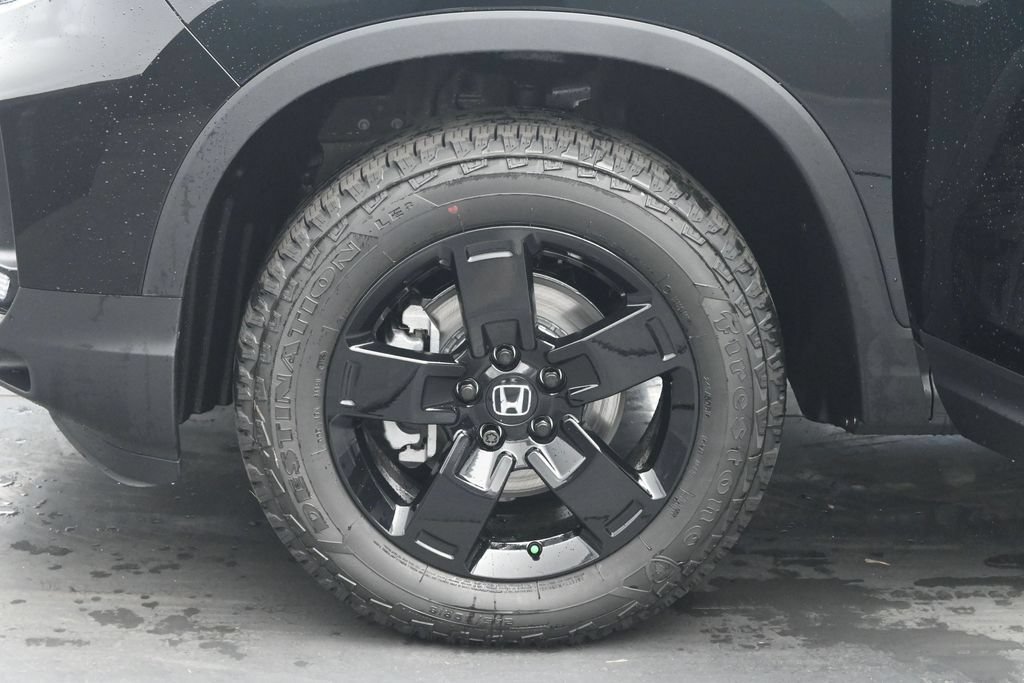 New 2026 Honda Ridgeline Black Edition image 24