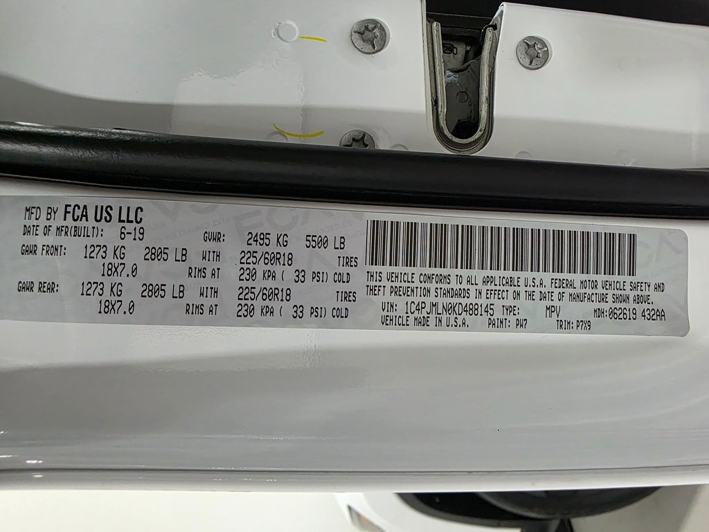 Used 2019 Jeep Cherokee Altitude image 44