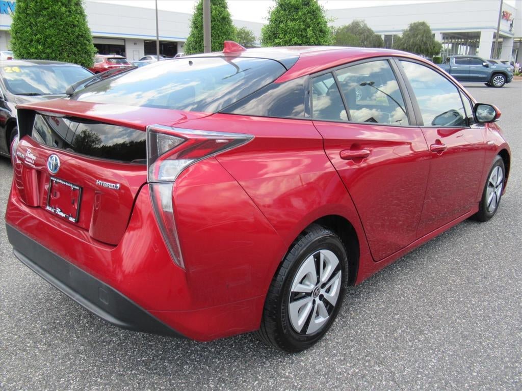 Used 2017 Toyota Prius Four w/ Advanced Technology Package FWD image 6