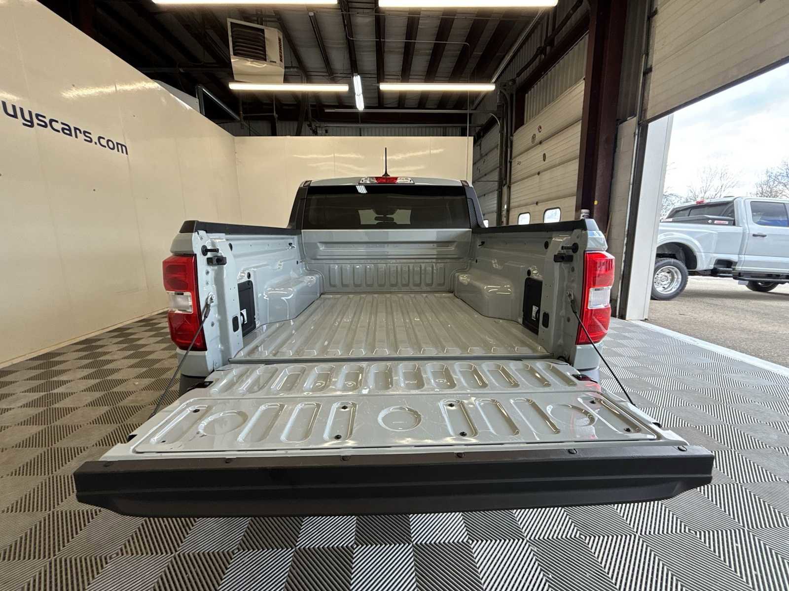 Used 2024 Ford Maverick XL FWD image 19
