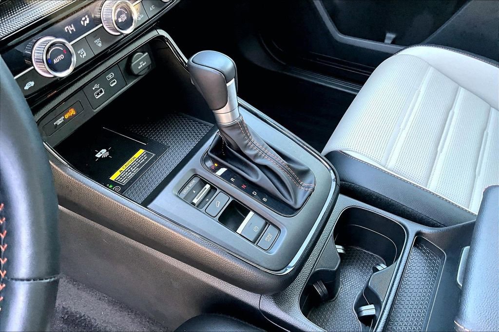 Used 2025 Honda CR-V Sport Touring image 15