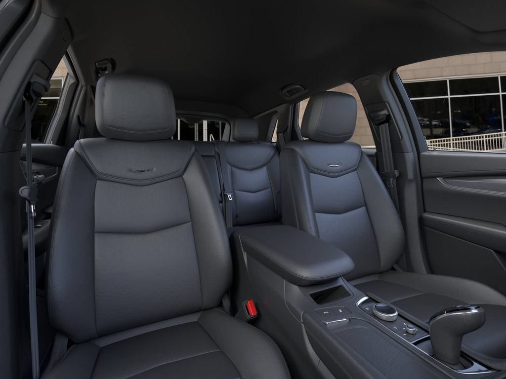 New 2026 Cadillac XT5 Luxury w/ LPO, Floor Liner Package AWD/4WD image 18