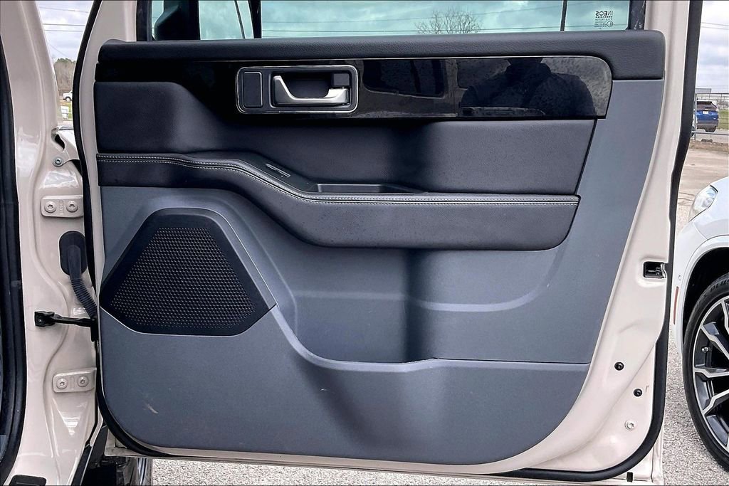 Used 2024 INEOS Grenadier image 29