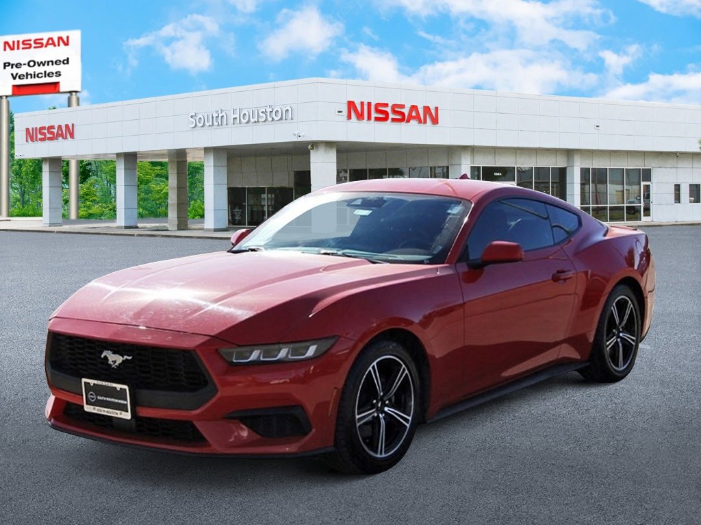 Used 2024 Ford Mustang Premium image 2
