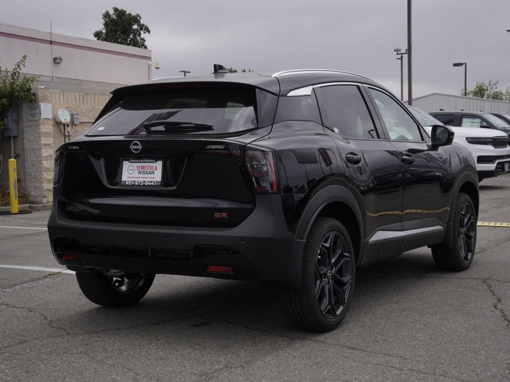 New 2026 Nissan Kicks SR FWD image 3