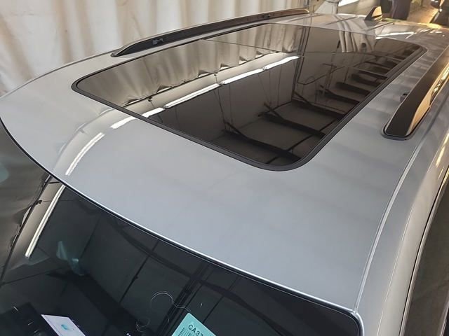 Used 2022 Jeep Grand Cherokee Limited 4xe w/ Luxury Tech Group II image 9