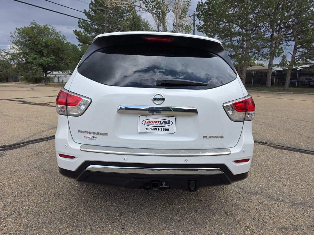Used 2014 Nissan Pathfinder Platinum w/ Platinum Premium Package FWD image 5