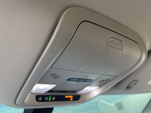 Used 2020 Buick Enclave Essence FWD image 31