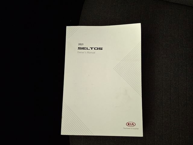 Used 2021 Kia Seltos S image 26