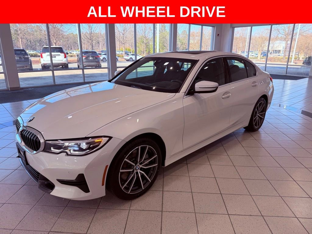 Used 2020 BMW 330i xDrive Sedan w/ Premium Package image 3
