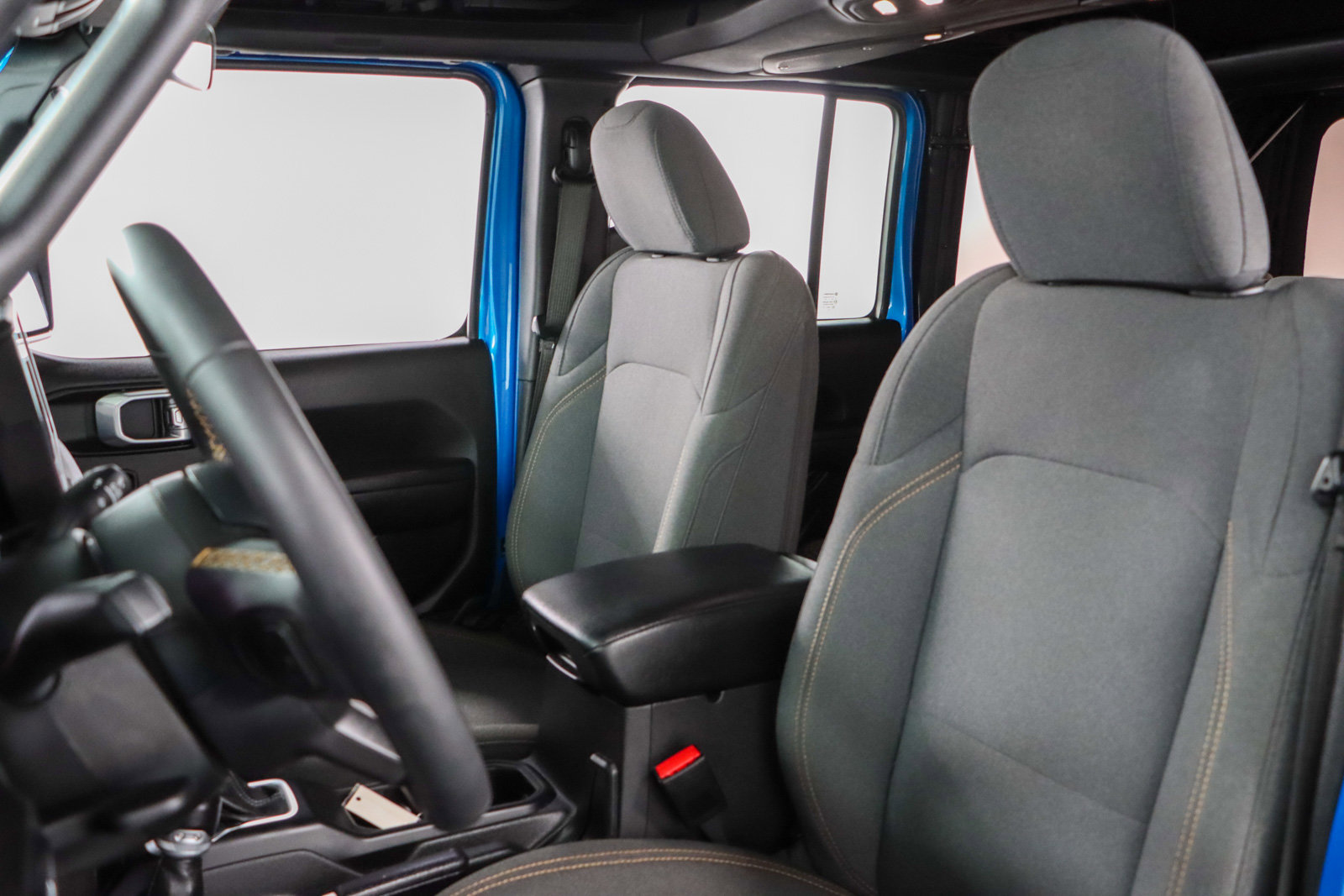 Used 2024 Jeep Wrangler Unlimited Sport image 23