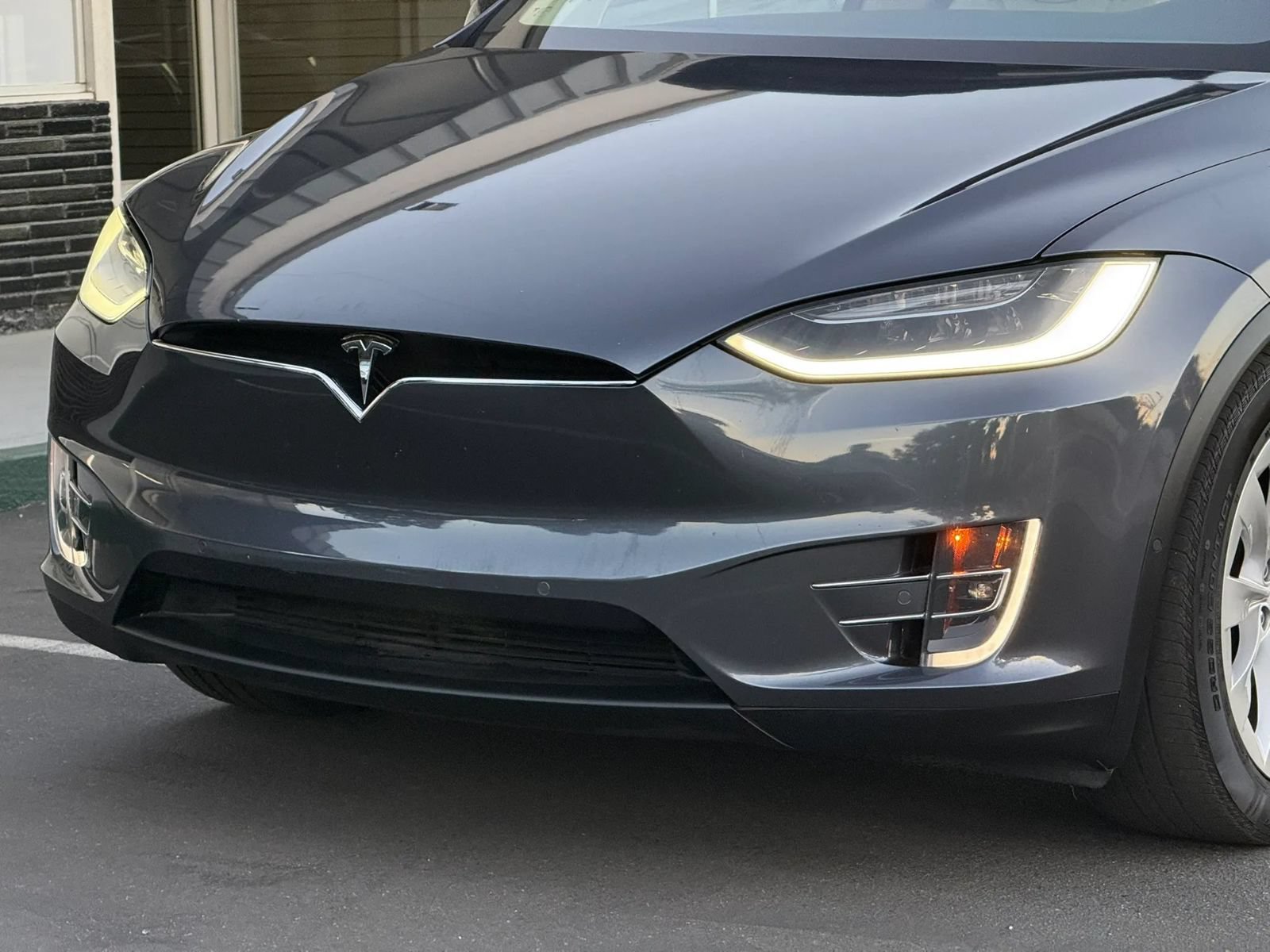Used 2018 Tesla Model X 75D AWD/4WD image 10