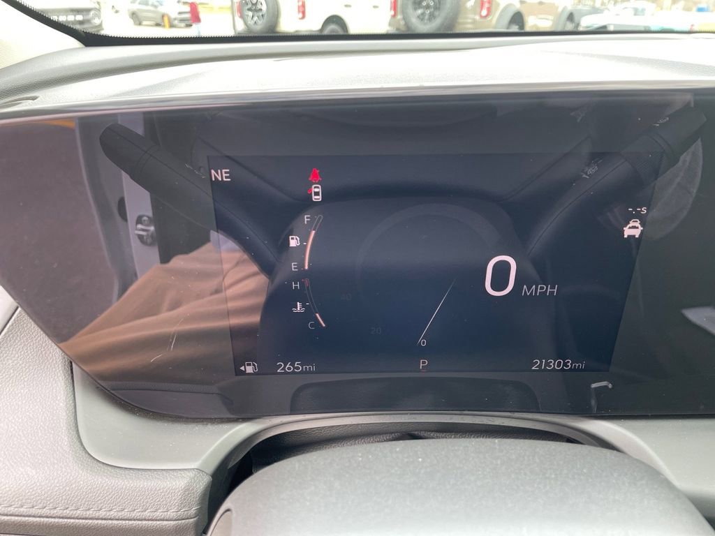 Used 2025 Buick Encore GX Preferred FWD image 19