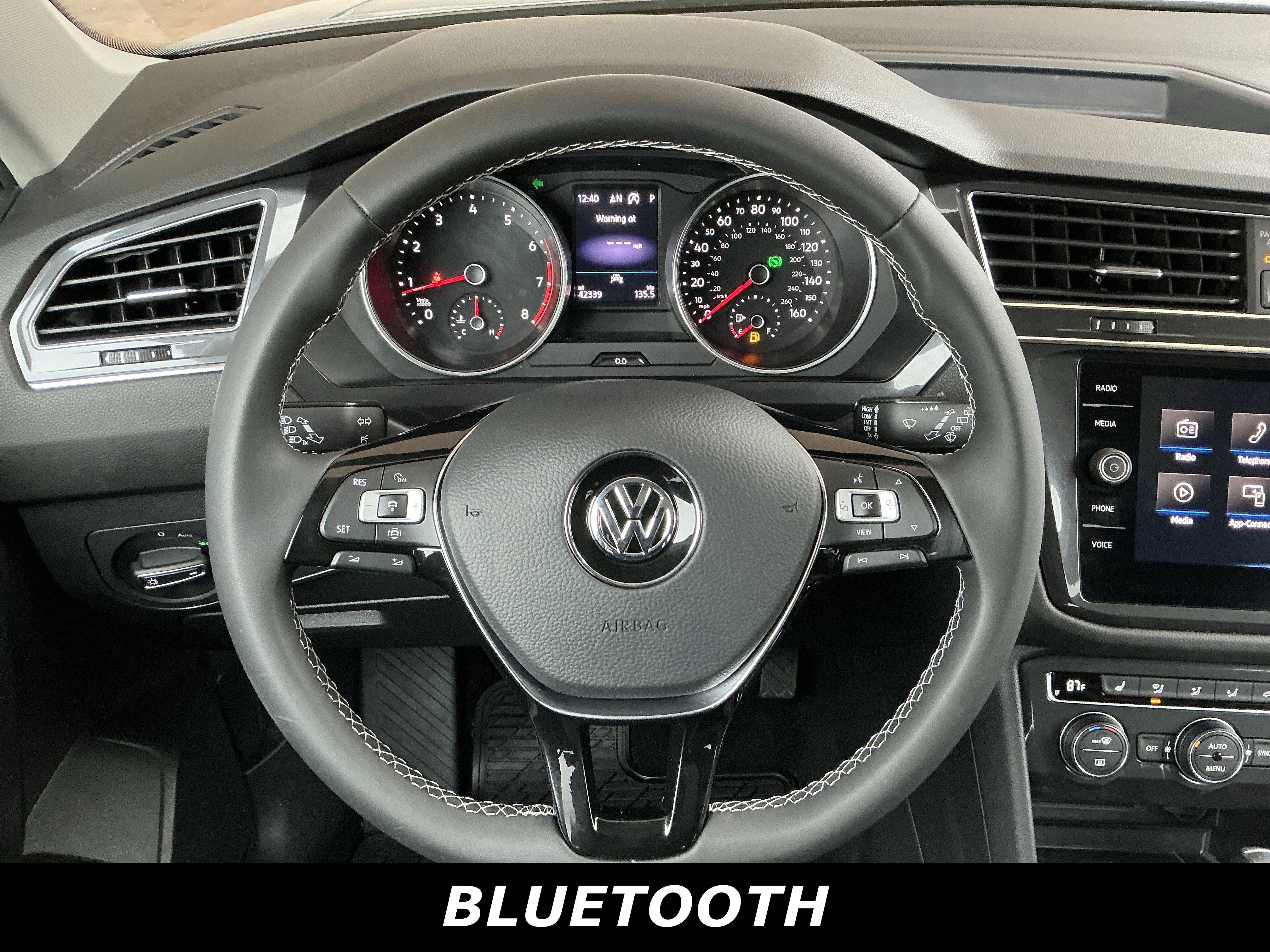 Used 2021 Volkswagen Tiguan SE w/ Panoramic Sunroof Package image 5