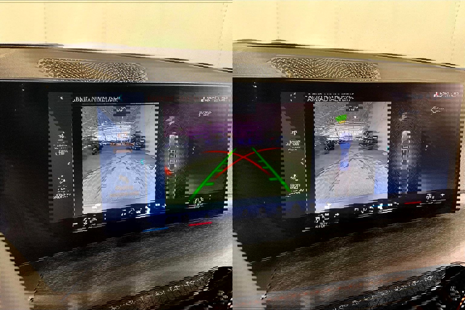 Certified 2025 BMW 330i xDrive Sedan w/ Convenience Package image 21