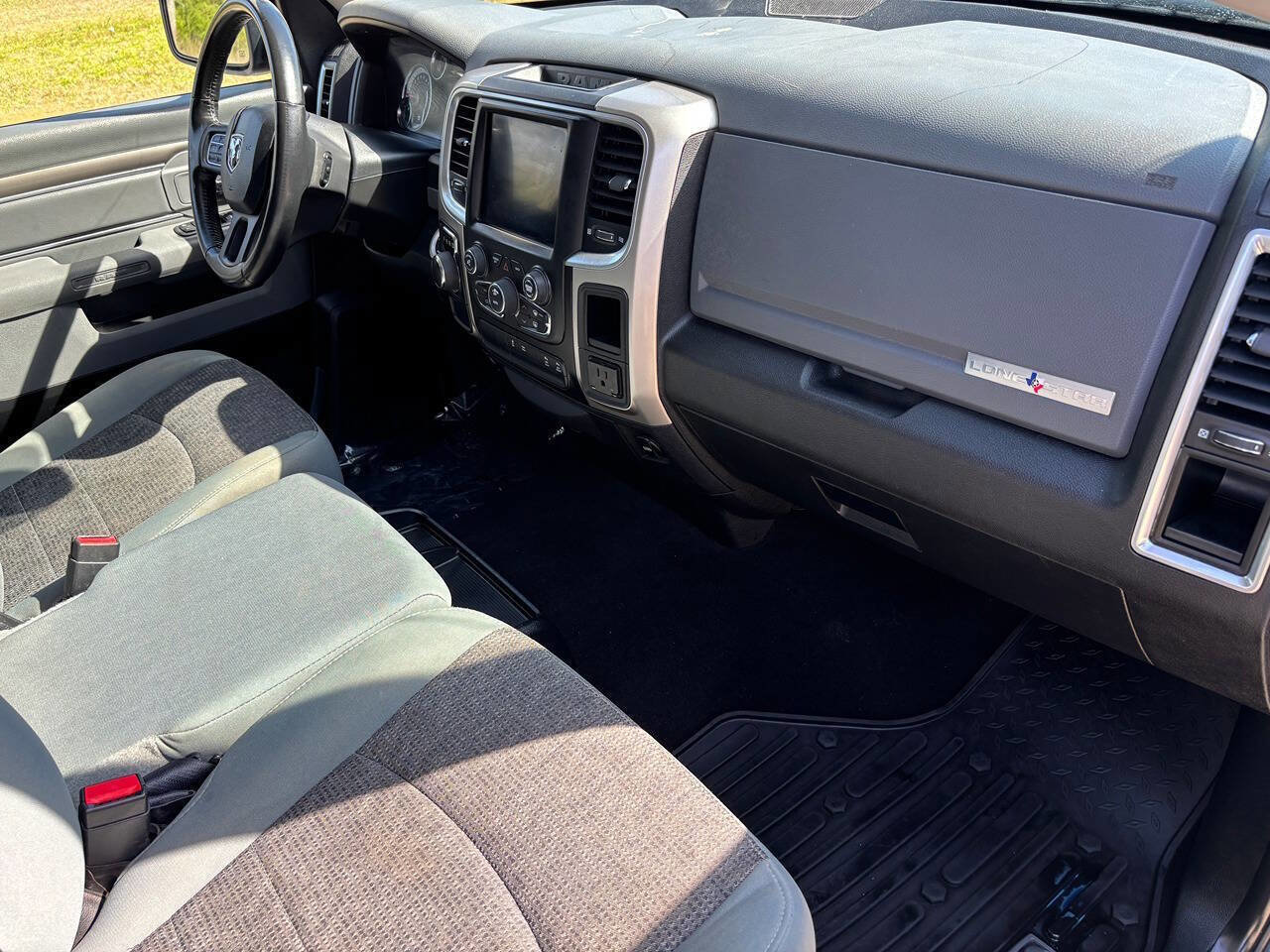 Used 2018 RAM 1500 Lone Star image 29