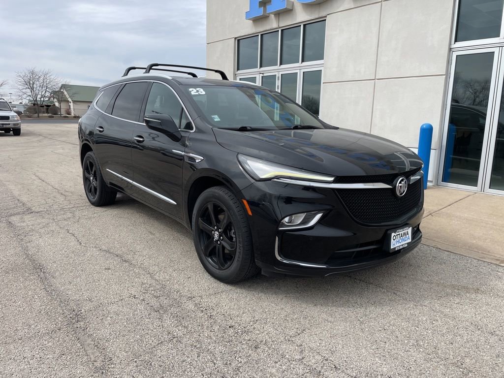 Used 2023 Buick Enclave Essence w/ Experience Buick Package image 1