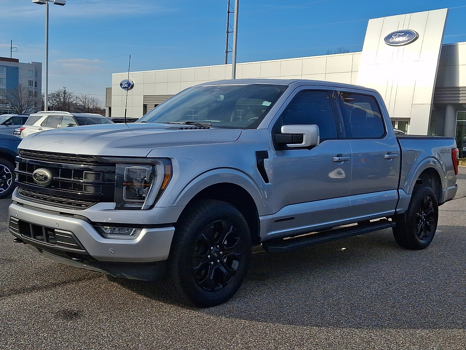 Used 2023 Ford F150 Lariat w/ Equipment Group 502A High image 5
