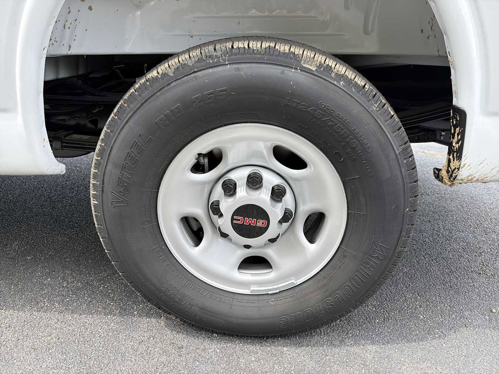 New 2025 GMC Savana 2500 w/ Driver Convenience Package image 21