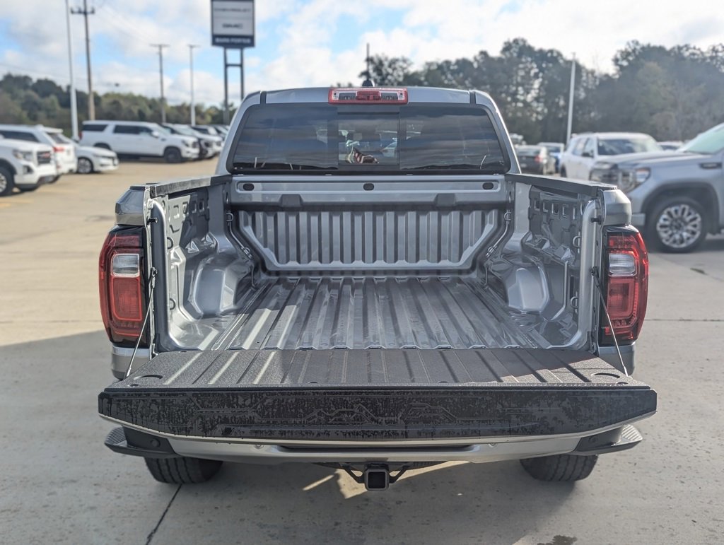 New 2026 GMC Canyon Elevation image 11