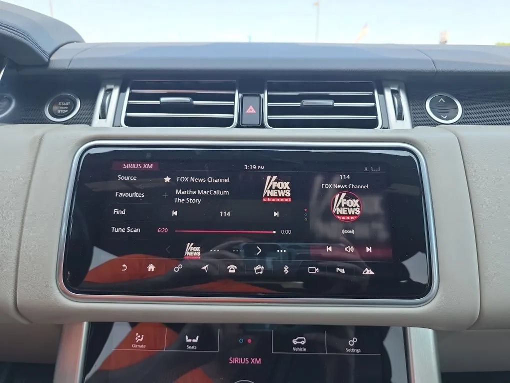 Used 2019 Land Rover Range Rover HSE AWD/4WD image 27