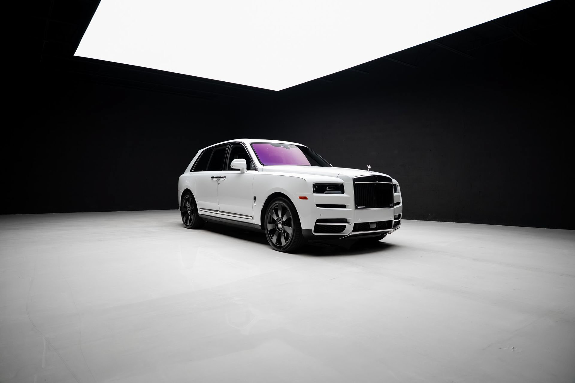 Used 2024 Rolls-Royce Cullinan w/ Cullinan Package AWD/4WD image 91