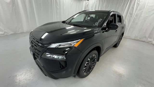 New 2026 Nissan Rogue SV AWD/4WD image 7