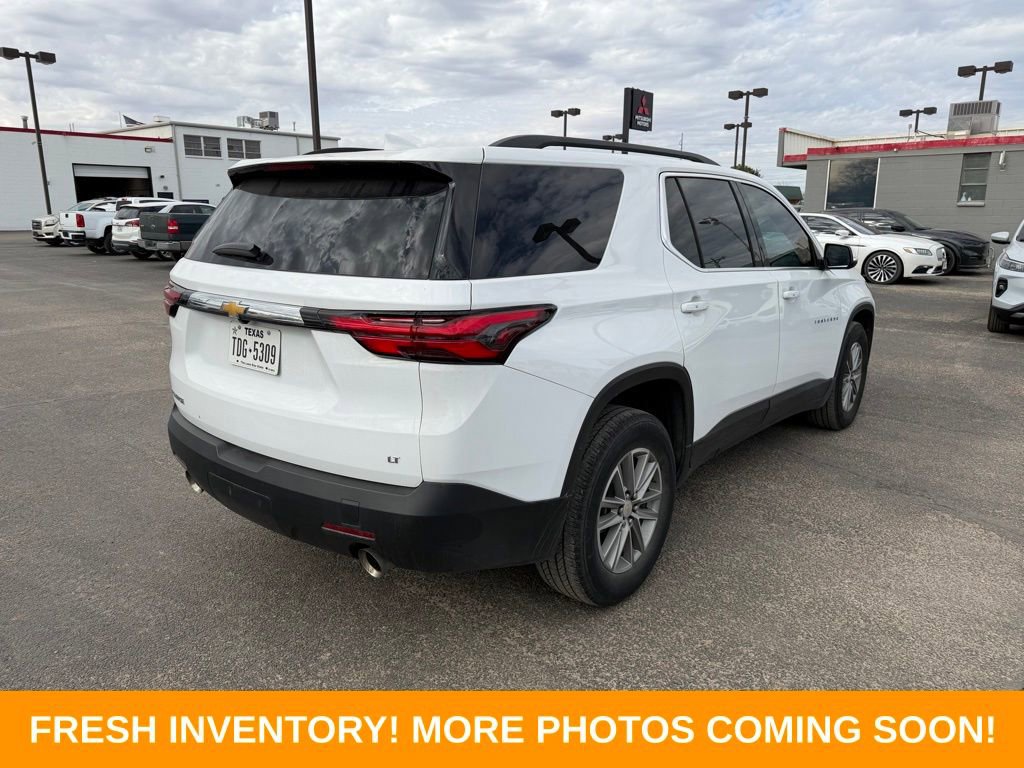 Used 2023 Chevrolet Traverse LT image 7