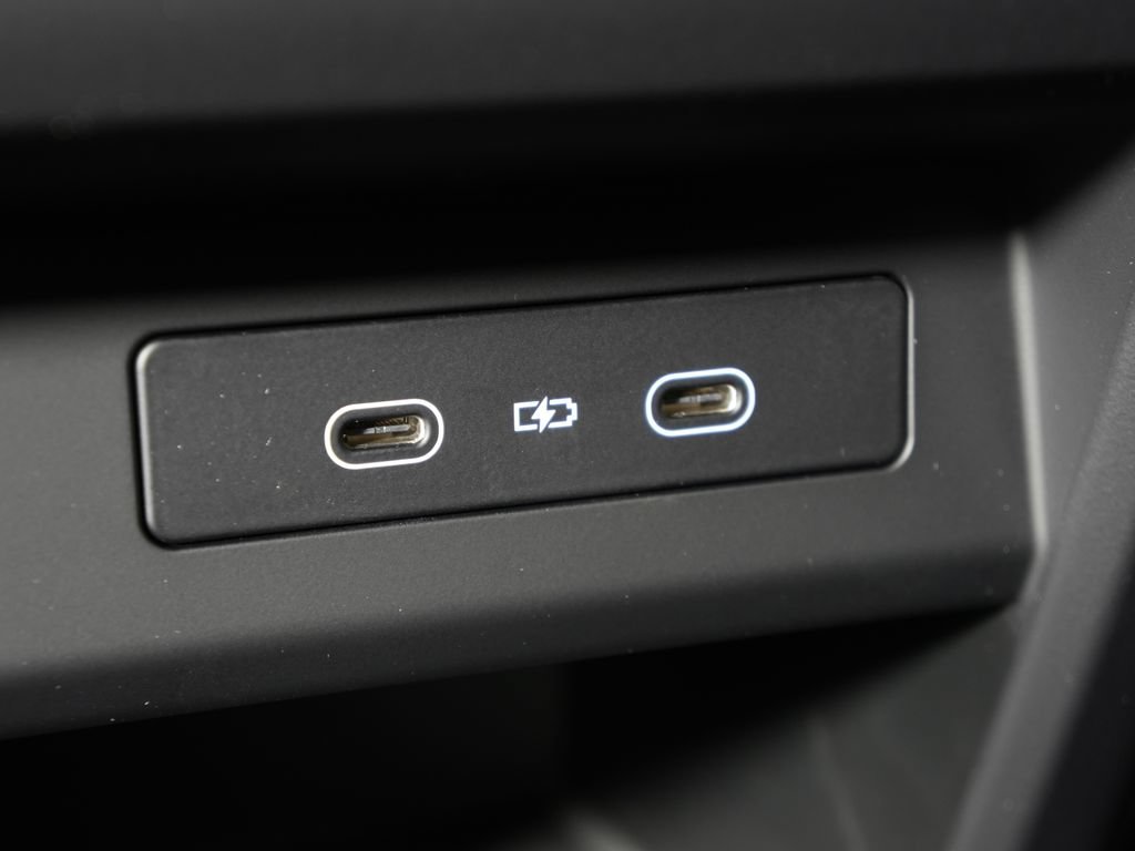 New 2026 Porsche Cayenne Coupe AWD/4WD image 37