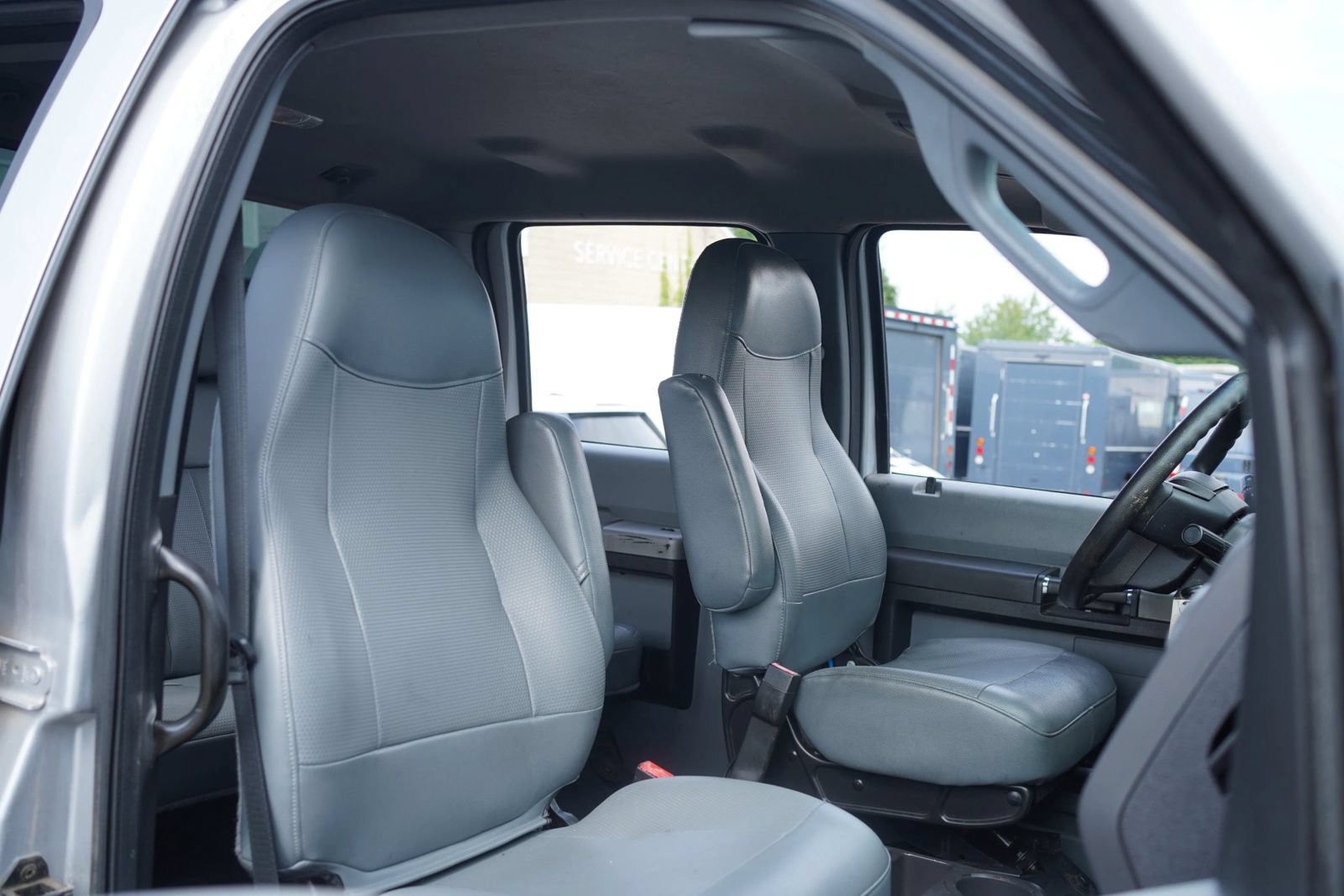 Used 2019 Ford F650 2WD Crew Cab Super Duty image 15