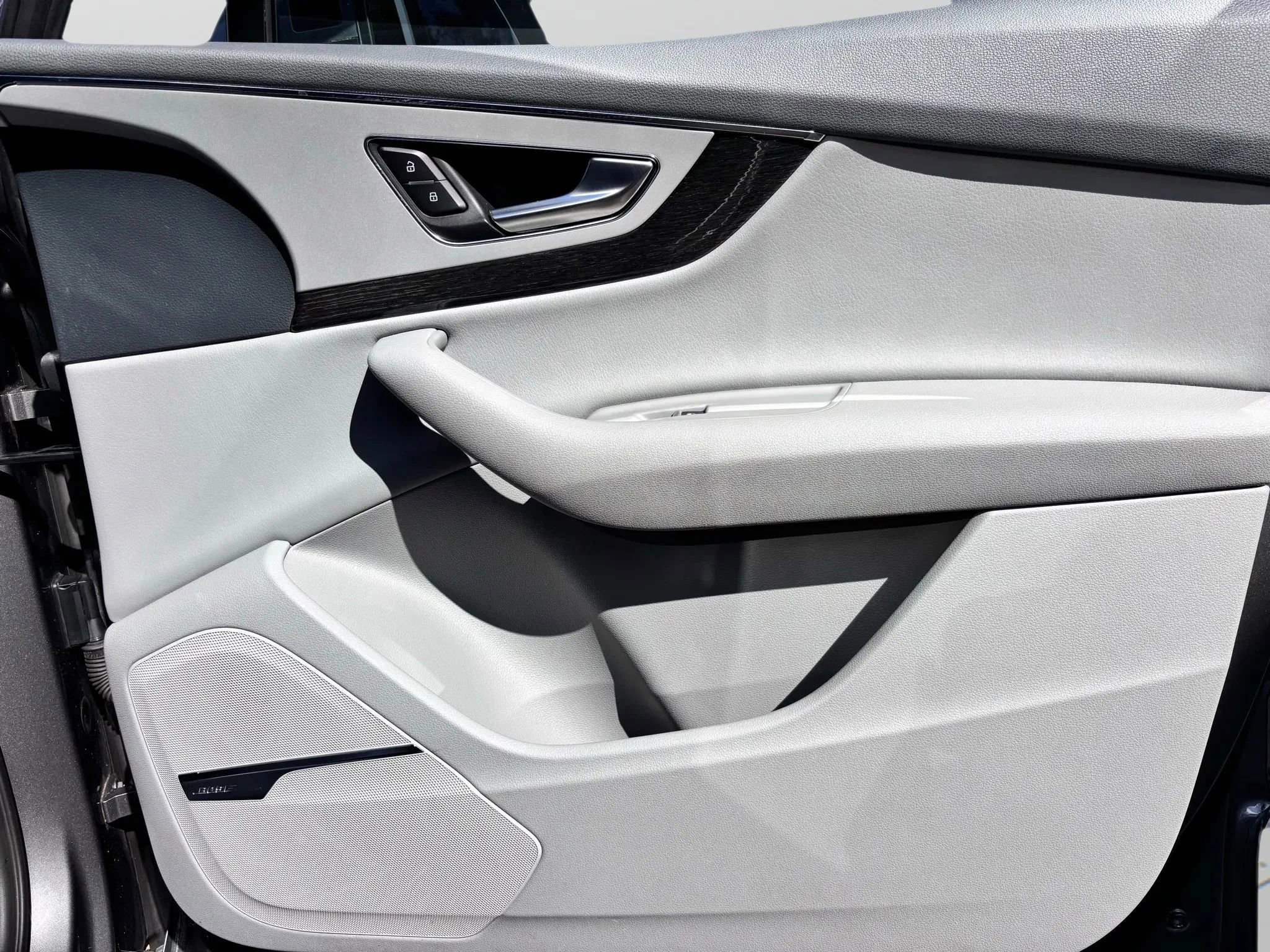 Used 2018 Audi Q7 2.0T Premium Plus w/ Premium Plus Package AWD/4WD image 7