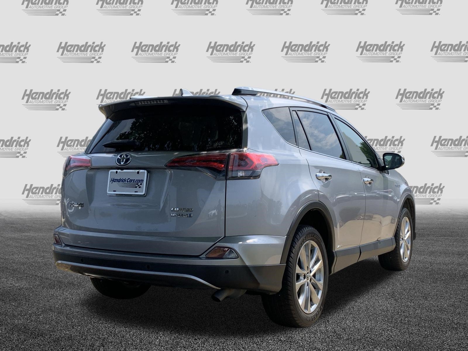 Used 2017 Toyota RAV4 Limited AWD/4WD image 10