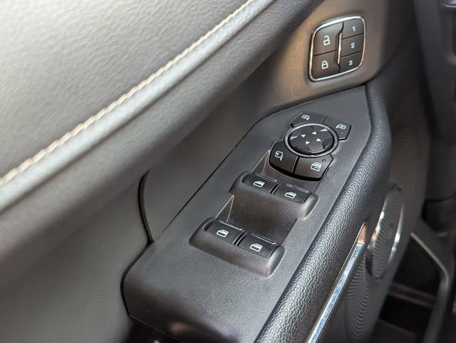 Used 2024 Ford Expedition XLT image 29