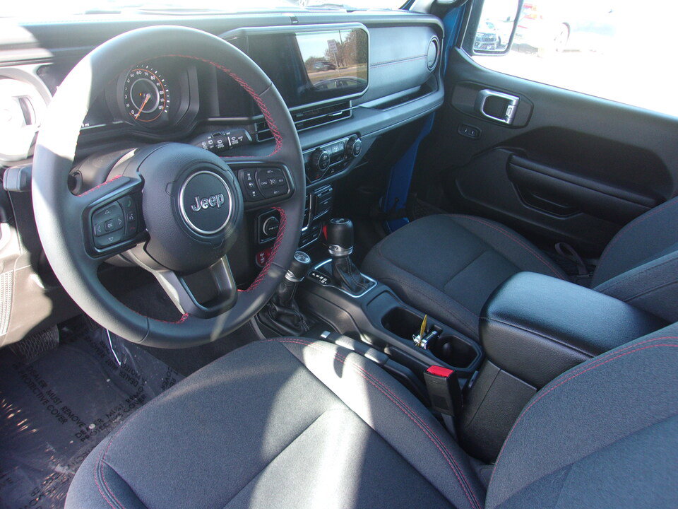 Used 2024 Jeep Wrangler Unlimited Rubicon image 7