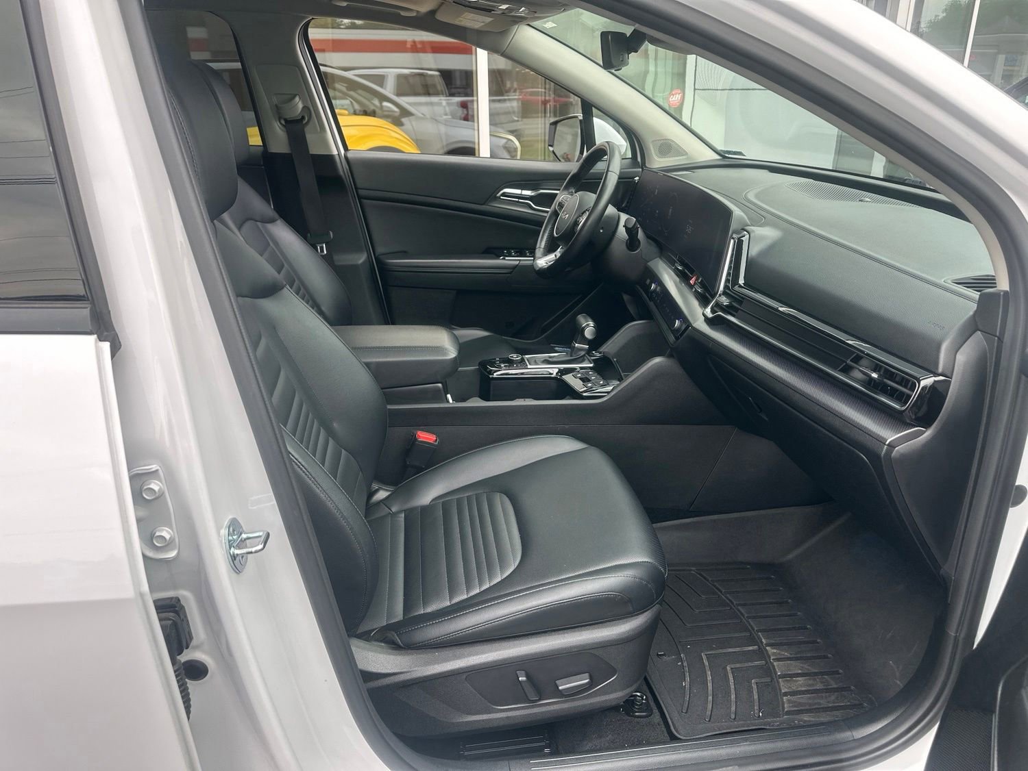 Used 2023 Kia Sportage SX FWD image 8