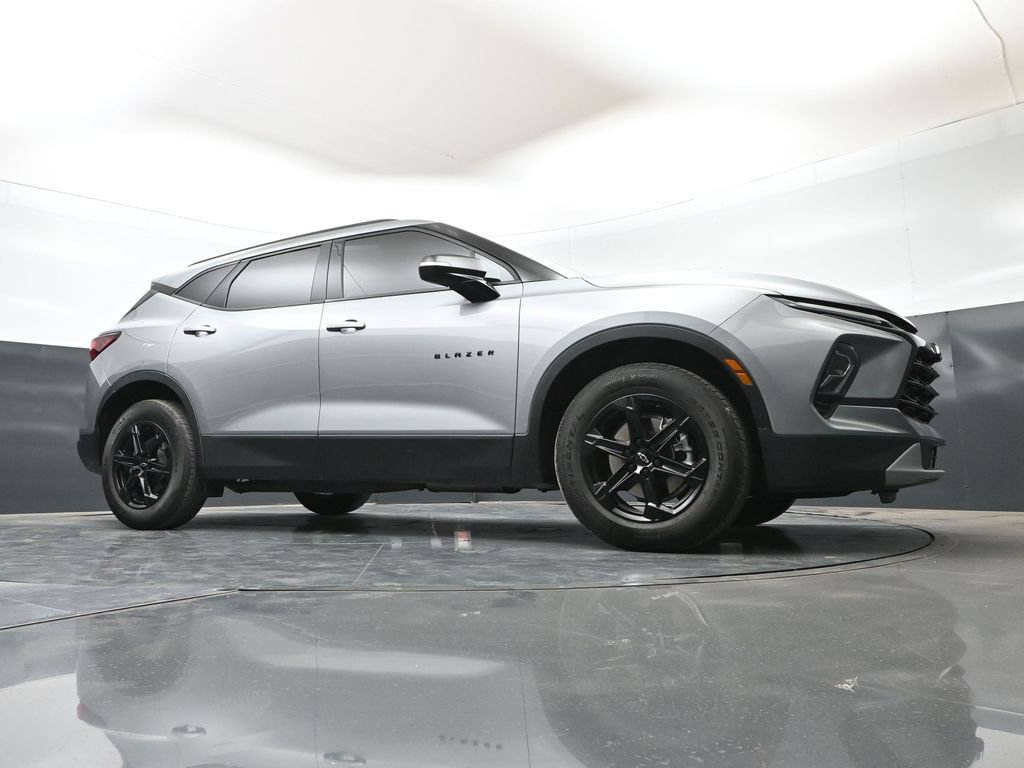 Used 2024 Chevrolet Blazer LT w/ Midnight/Sport Edition FWD image 49