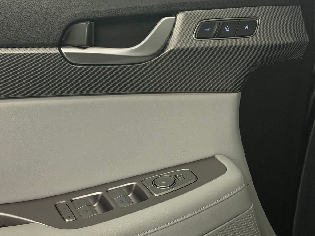 Used 2021 Hyundai Palisade SEL w/ Premium Package image 14