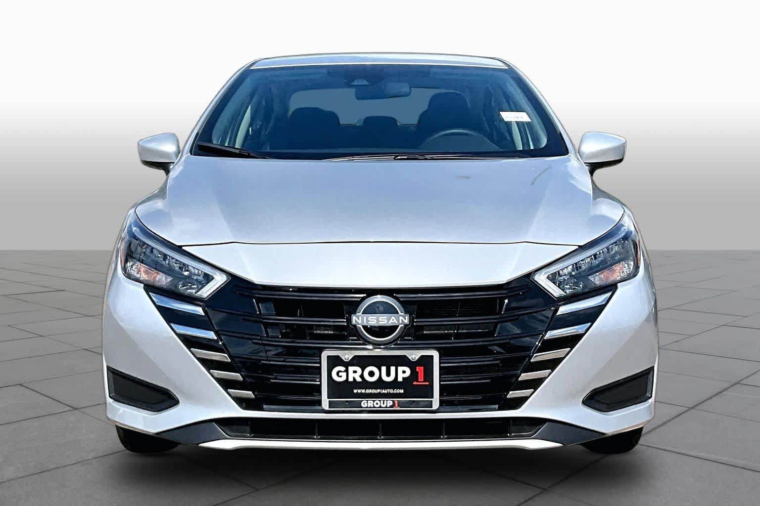 Certified 2025 Nissan Versa SV w/ Trunk Package FWD image 4
