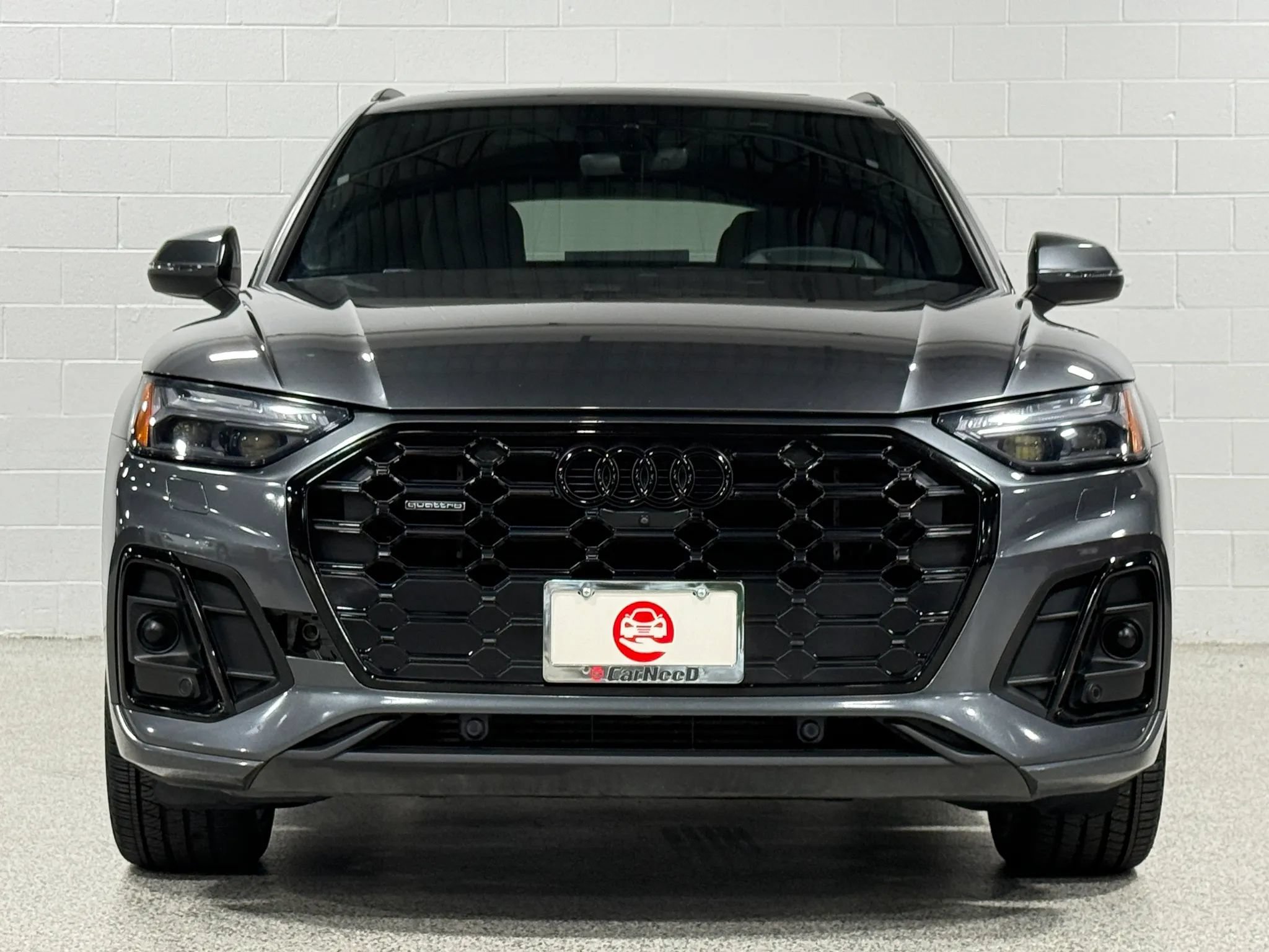 Used 2023 Audi Q5 e Prestige w/ Prestige Package AWD/4WD image 3