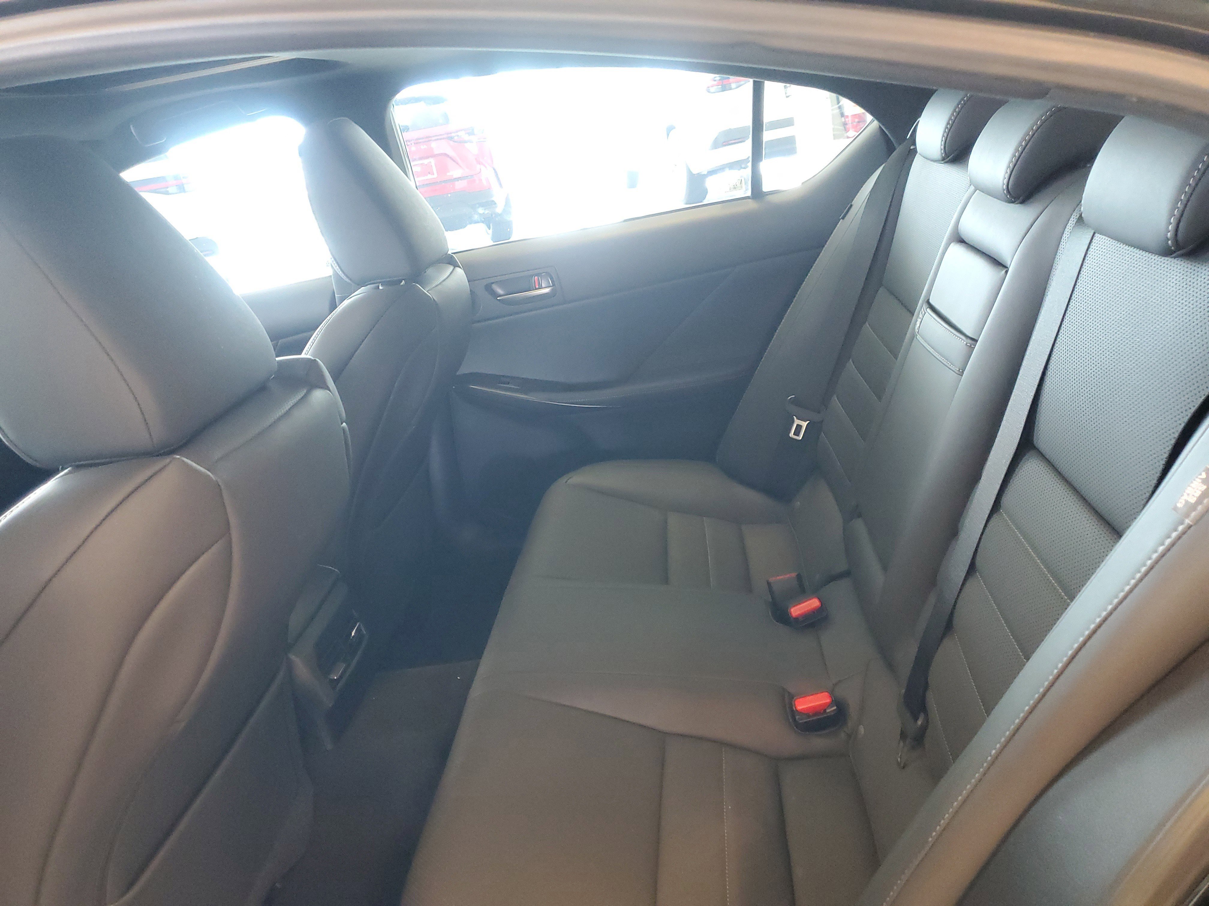 Used 2023 Lexus IS 350 F Sport RWD image 14