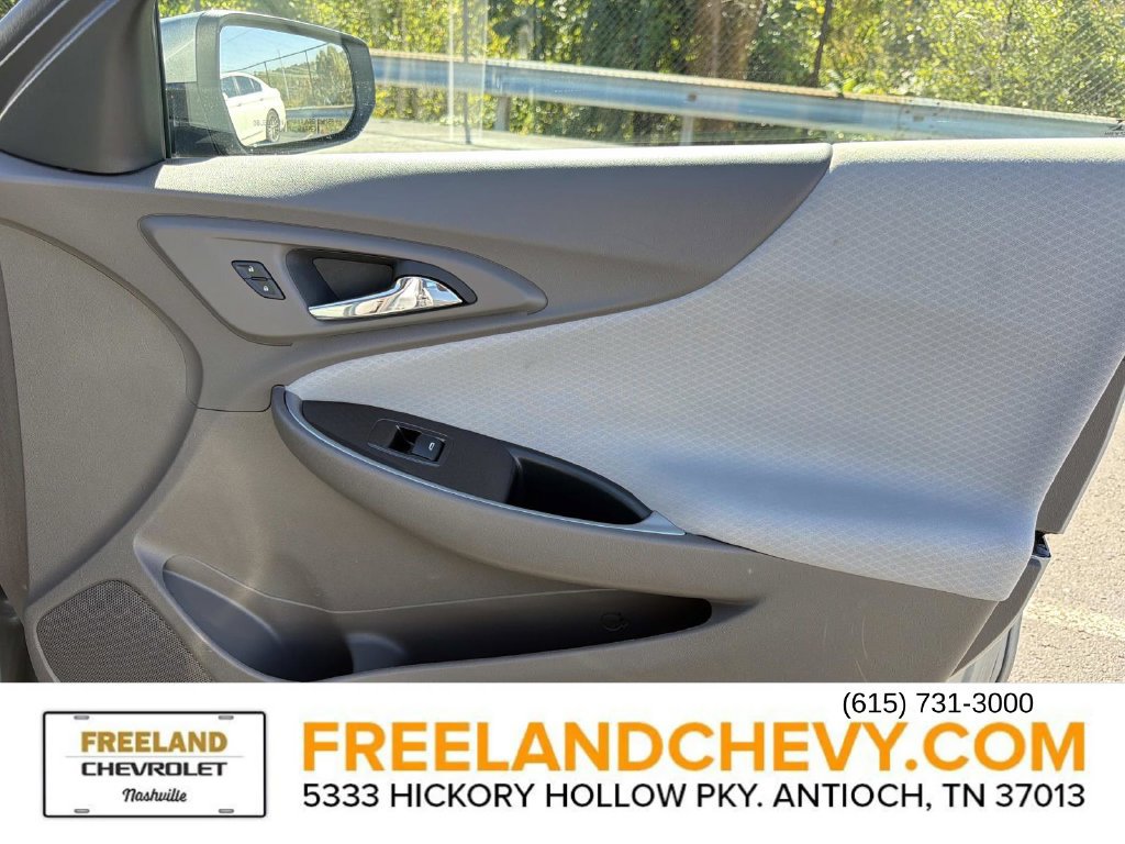 Used 2025 Chevrolet Malibu LT FWD image 24