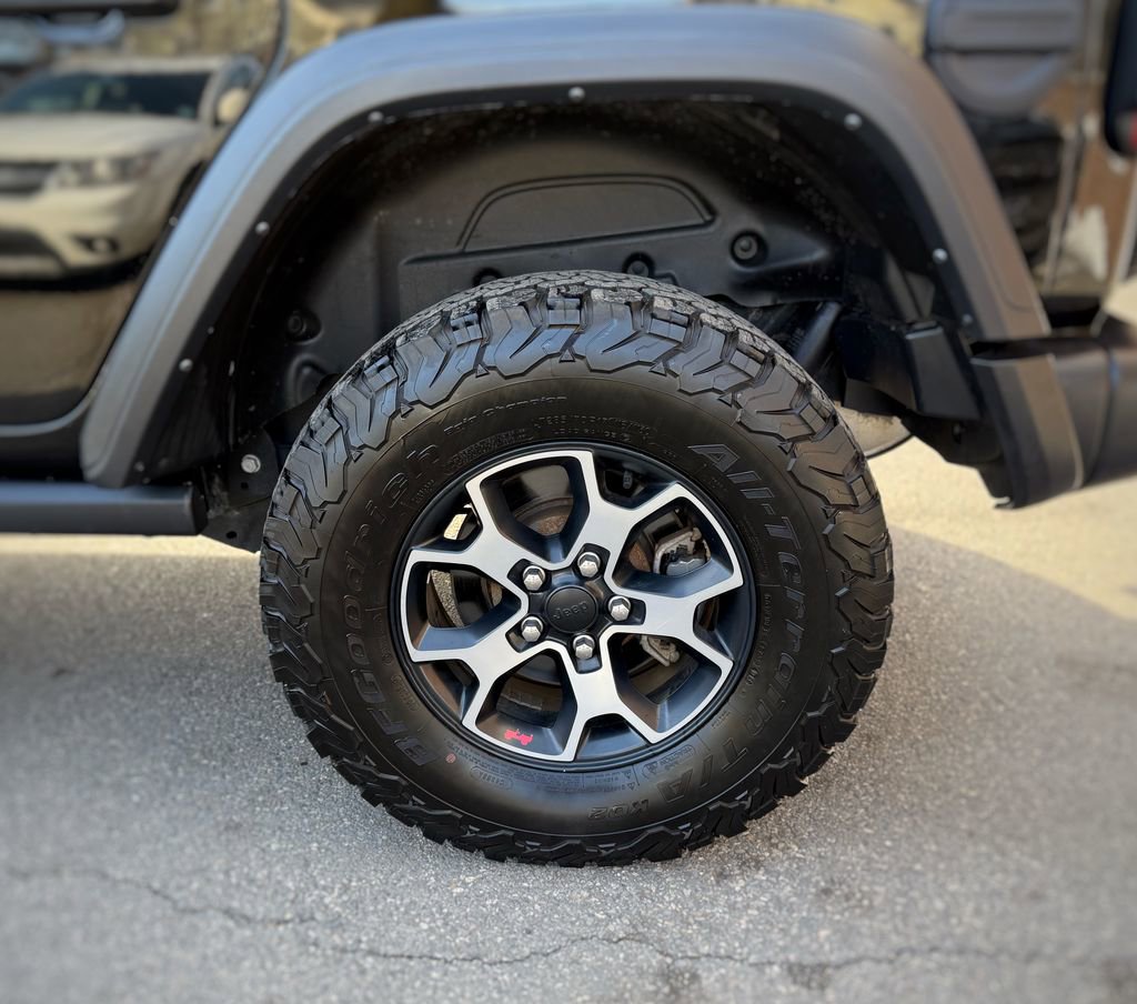 Used 2022 Jeep Wrangler Unlimited Rubicon w/ LED Lighting Group AWD/4WD image 7
