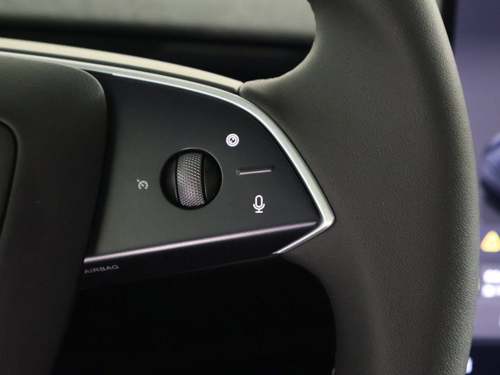 Used 2026 Tesla Model Y Long Range image 41