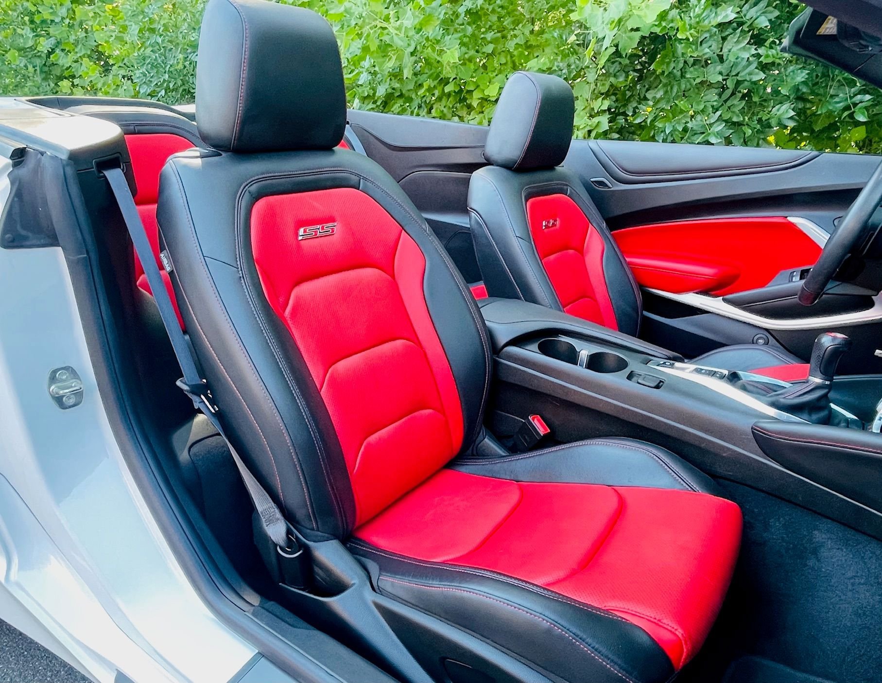 Used 2022 Chevrolet Camaro SS RWD image 39