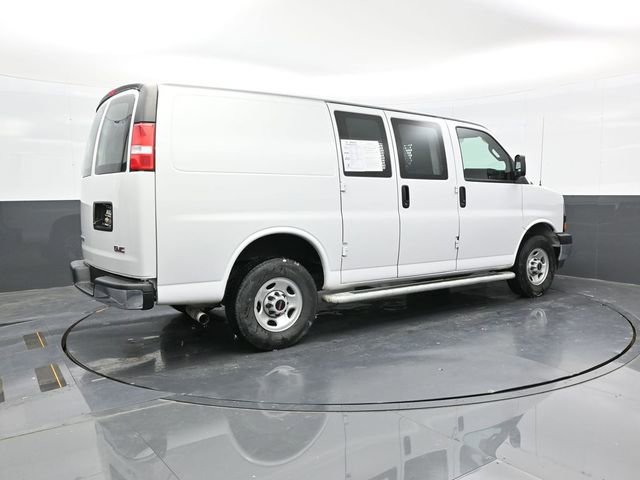 Used 2024 GMC Savana 2500 w/ Driver Convenience Package image 7