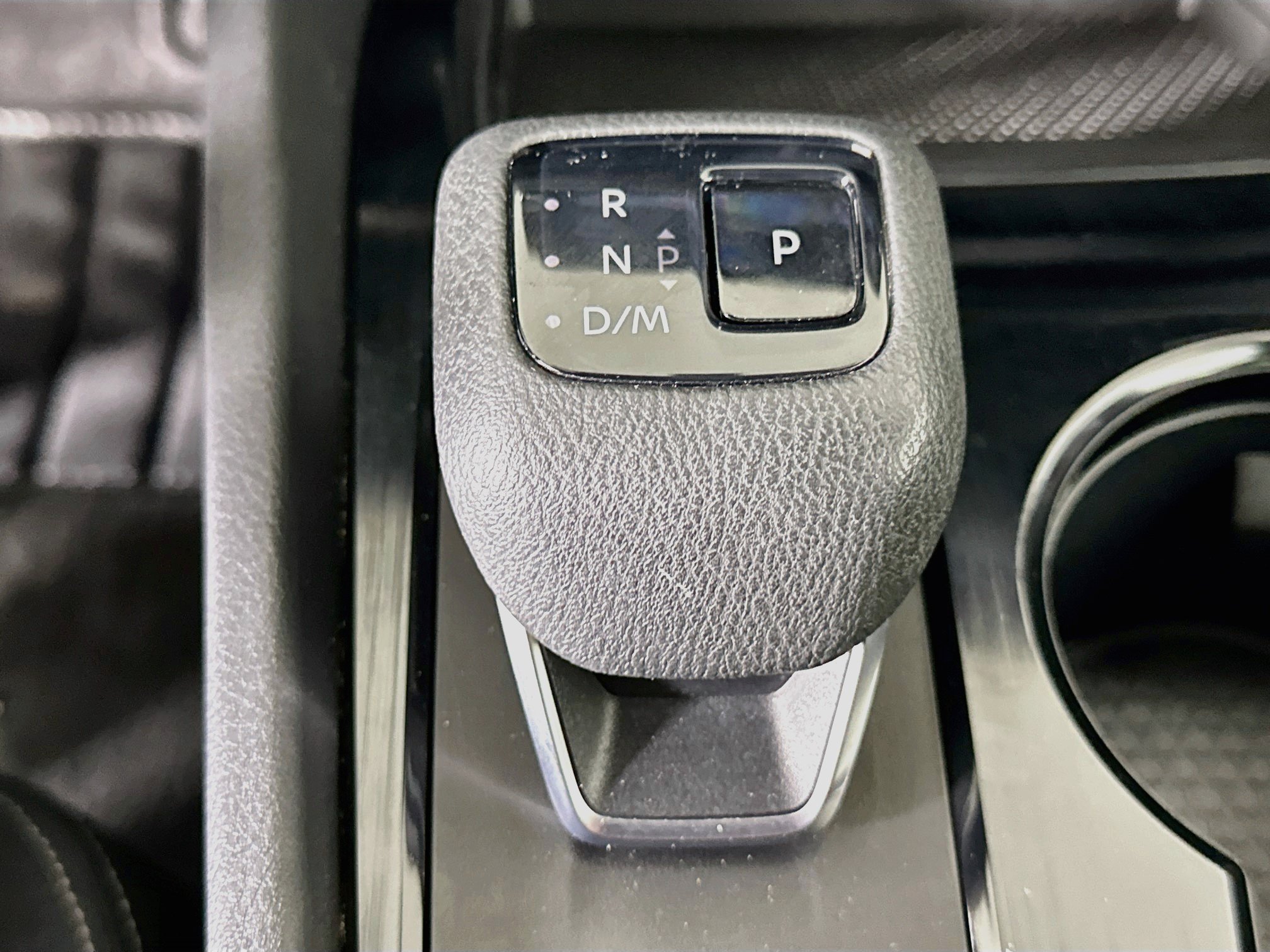 Used 2023 Nissan Rogue SV FWD image 24